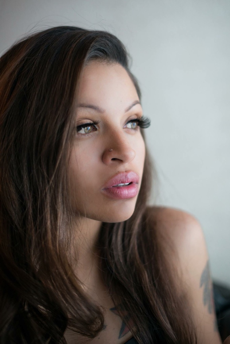 Female model photo shoot of Jojo Lupe 