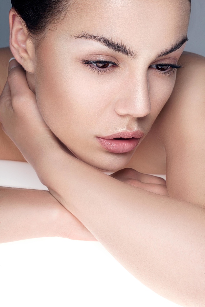 Female model photo shoot of yuzka by stephaneb