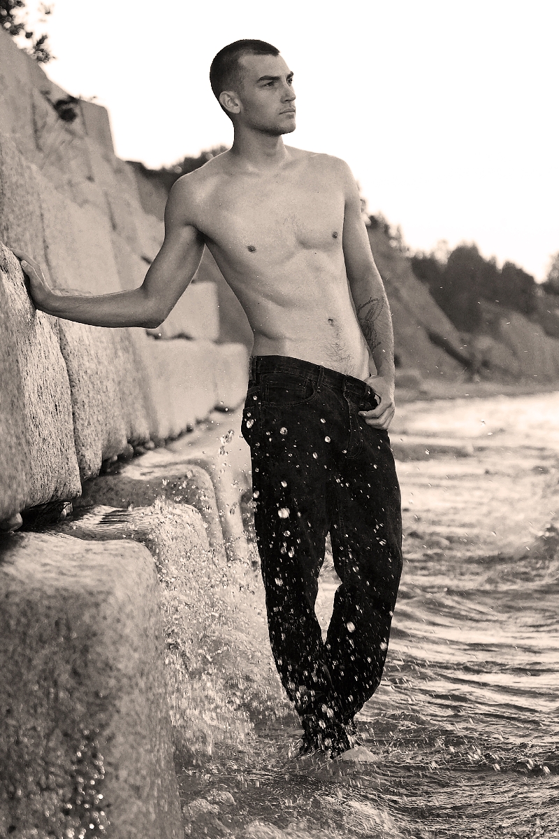 Male model photo shoot of Josh Sanders by CYL Photography in Dunnville, Ont