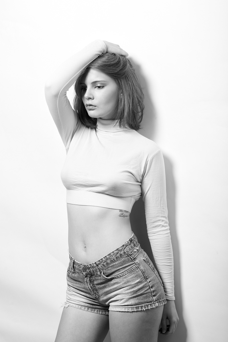 Female model photo shoot of Aurora Penelope Rose