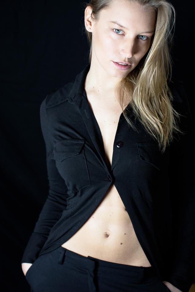 Female model photo shoot of ValeVeg