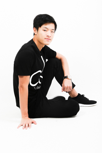 Male model photo shoot of zhaojing94