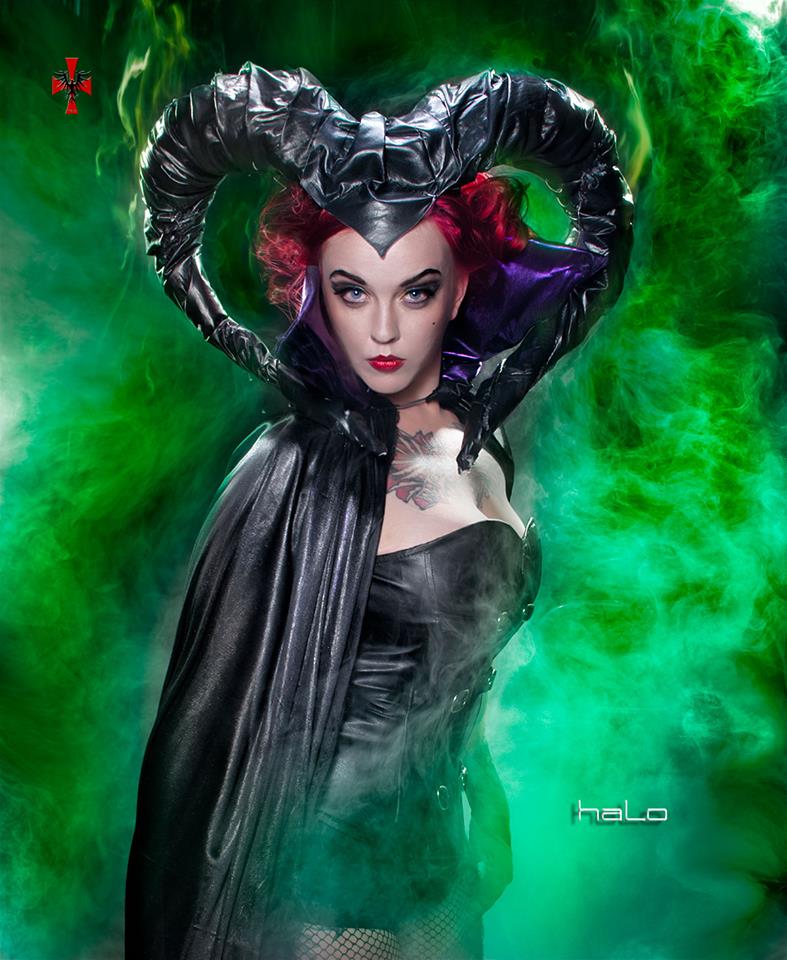 Female model photo shoot of Mandy Ochs by Halo Image Engine