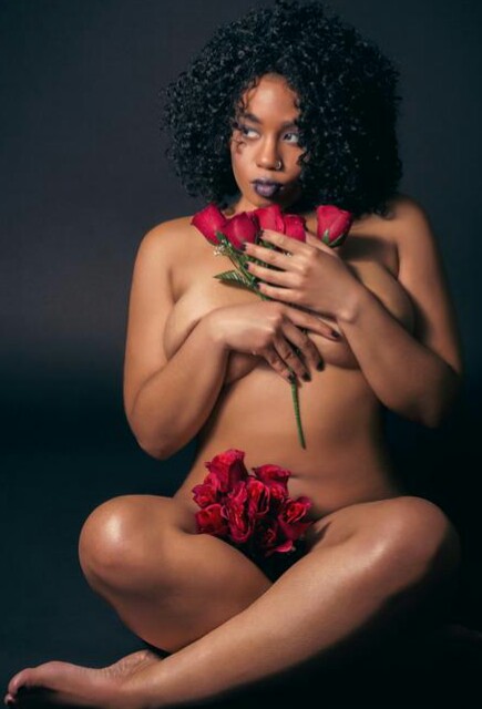 Female model photo shoot of IndigoBlossom Nude