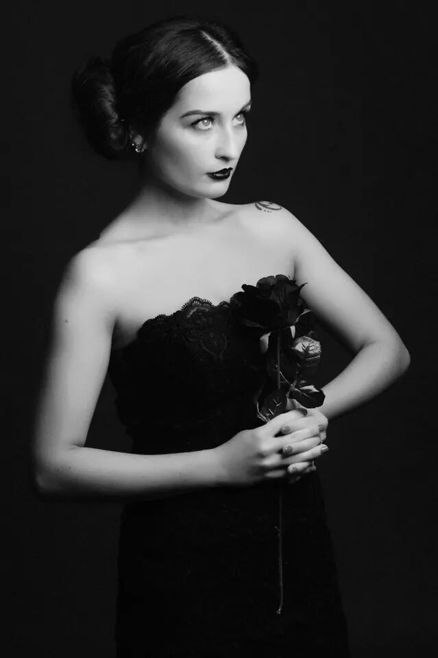Female model photo shoot of glaspera