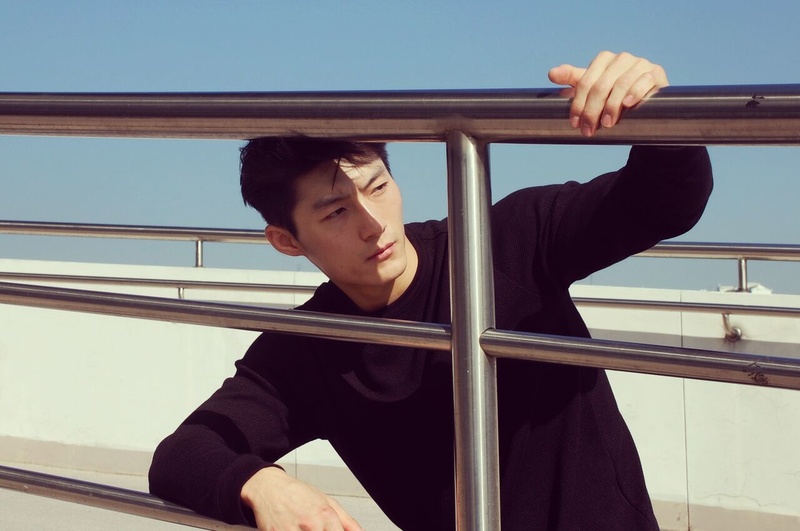 Male model photo shoot of Viewfromzero in Seoul