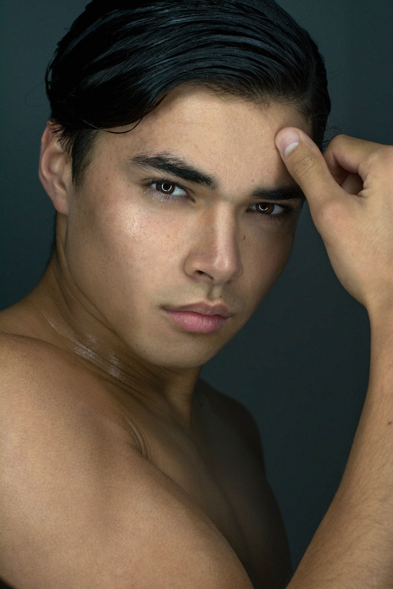 Male model photo shoot of AnthonySimpson