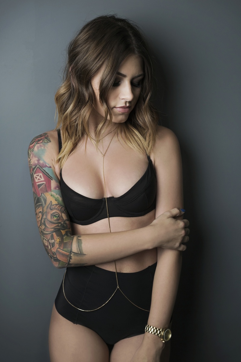 Female model photo shoot of Morgan_inked