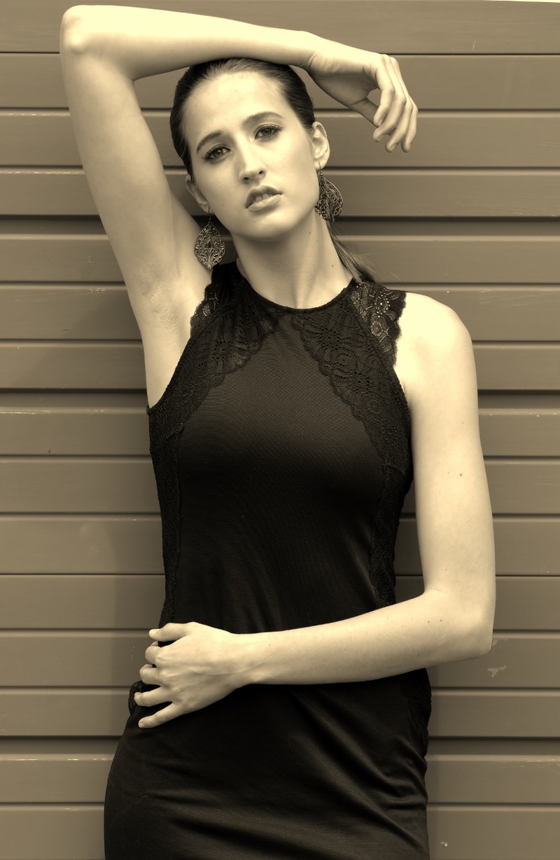 Female model photo shoot of lferbs