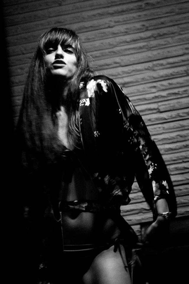 Female model photo shoot of Joni Marelle