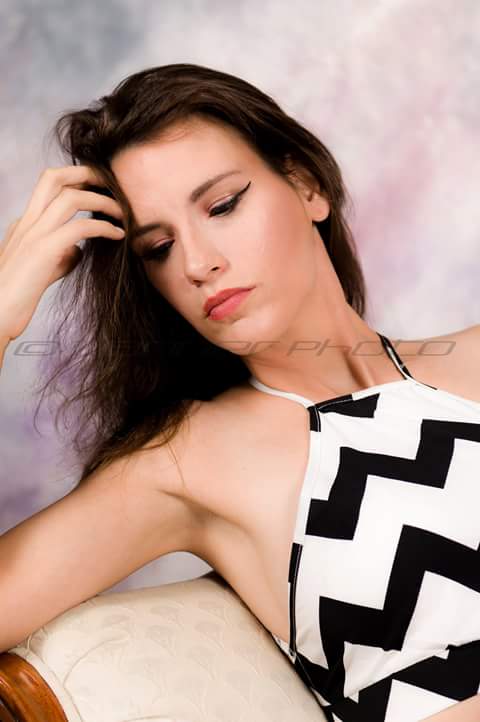 Female model photo shoot of Mary Shelton