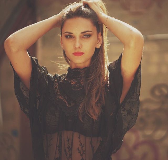 Female model photo shoot of Nataliya Borchakovskaia