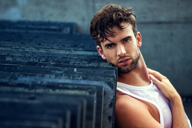 Male model photo shoot of Nicholas Harvey