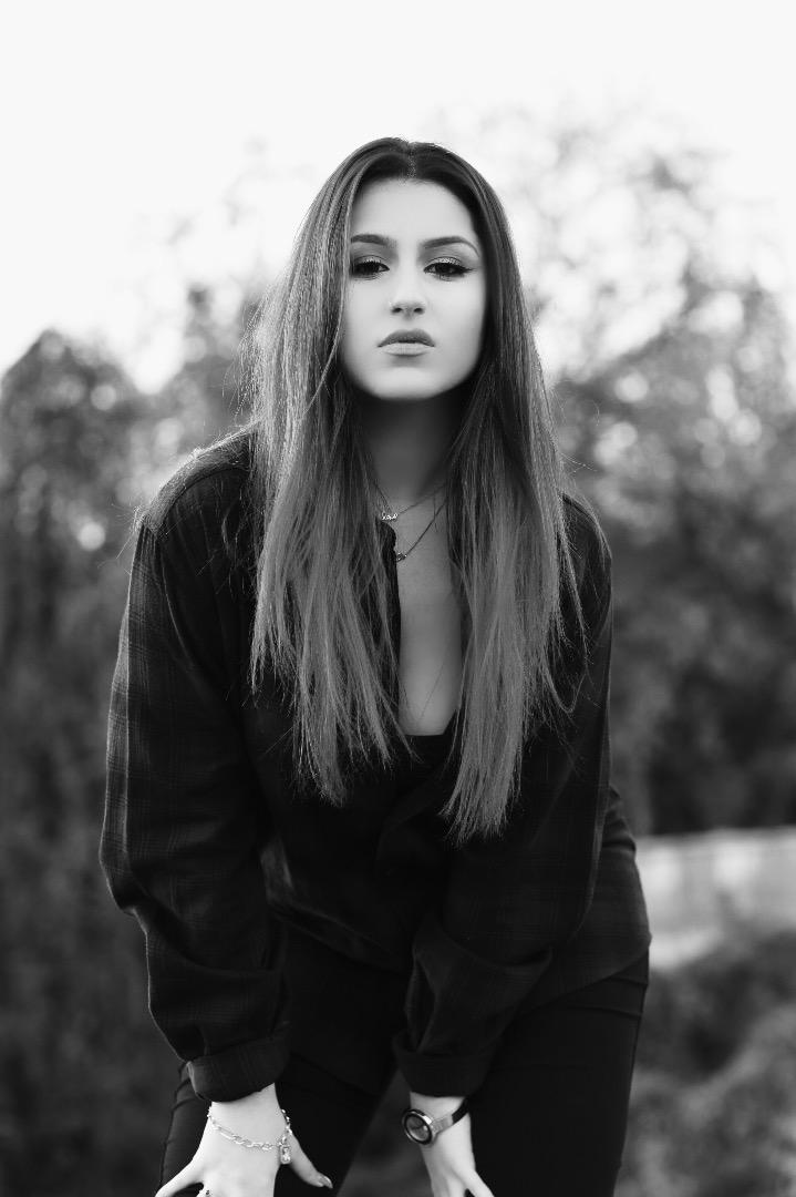Female model photo shoot of AlexandraMylonass