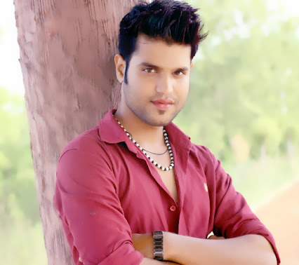 Male model photo shoot of Harish mishra
