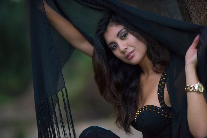 Female model photo shoot of Makiaz hair and makeup 