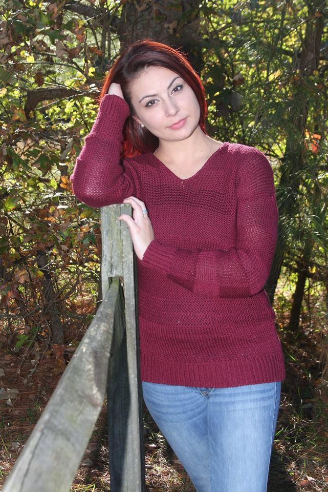 Female model photo shoot of bmariemodeling in Killens Pond - Felton, DE