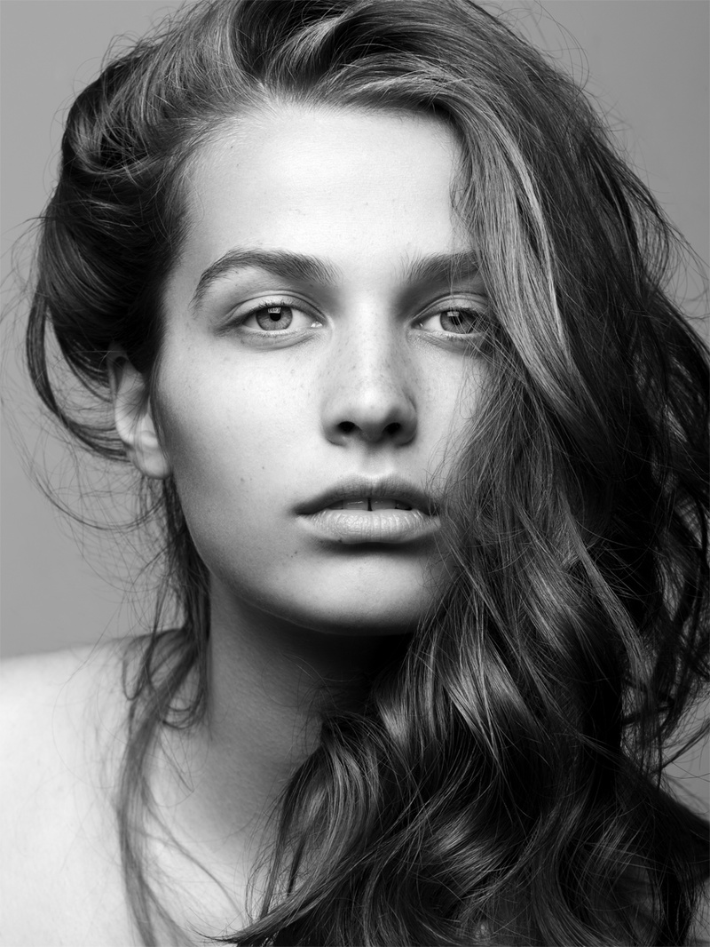 Female model photo shoot of IlsA by NinaMasic
