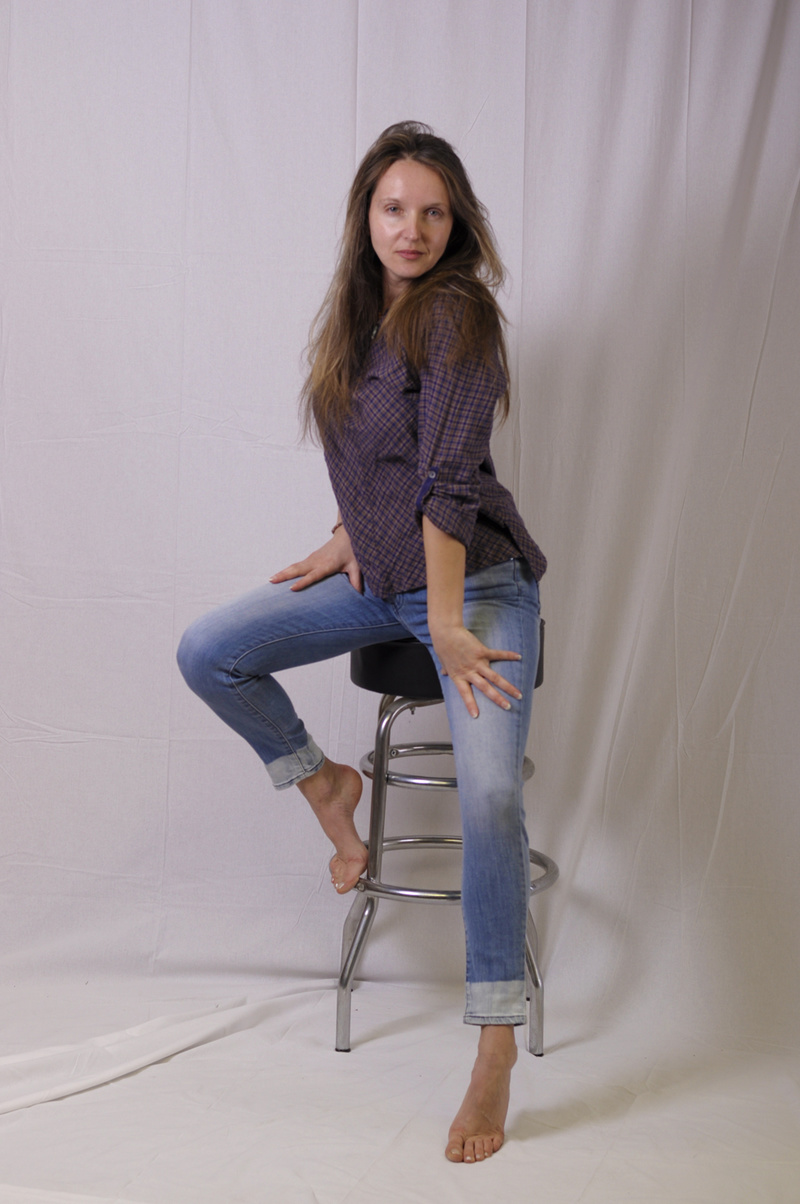 Female model photo shoot of Nataa