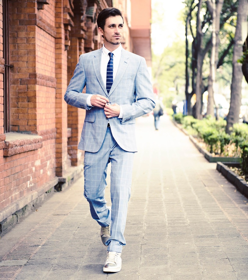 Male model photo shoot of Markus Ueberjahn