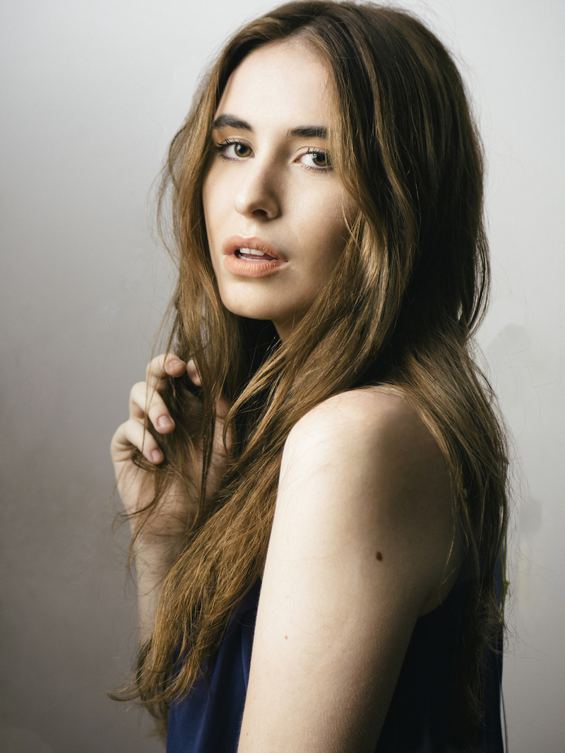Female model photo shoot of Mia Reisa