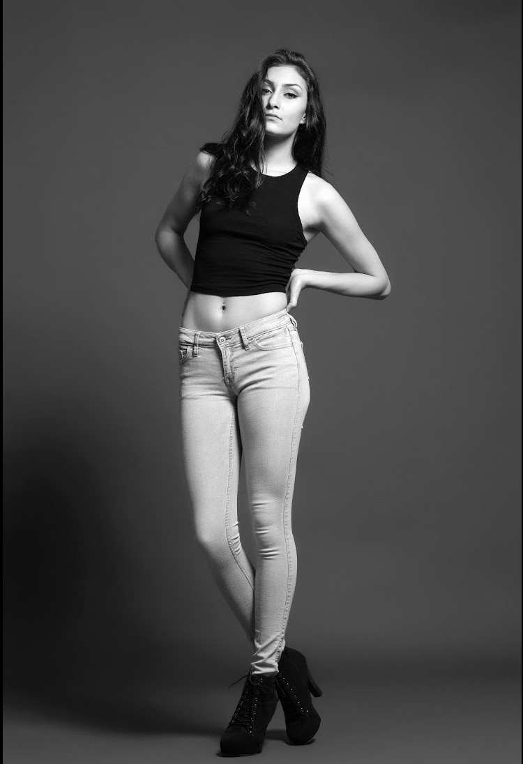 Female model photo shoot of CassidyRaeLobato