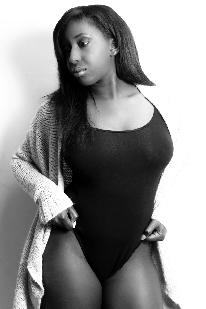 Female model photo shoot of Camille Adeola