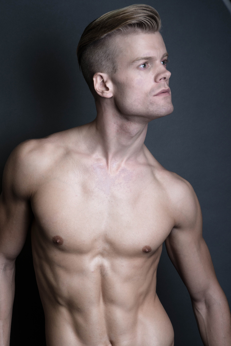 Male model photo shoot of MrBerglund