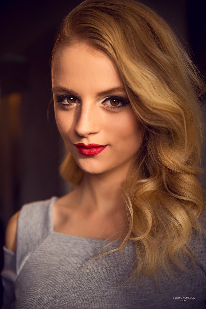 Female model photo shoot of Iuliia Pele