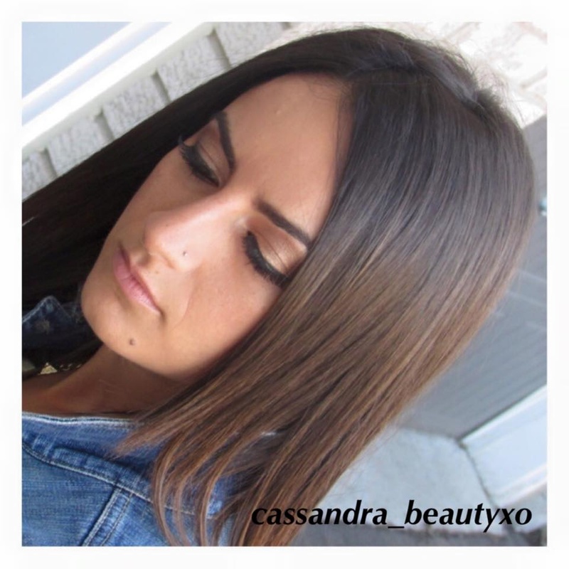 Female model photo shoot of cassandrabeautyxo