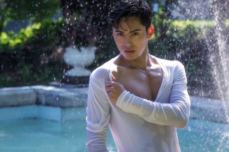 Male model photo shoot of Mike Verdugo 