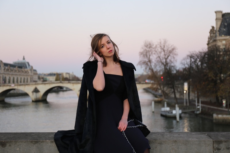 Female model photo shoot of averygrant in Paris
