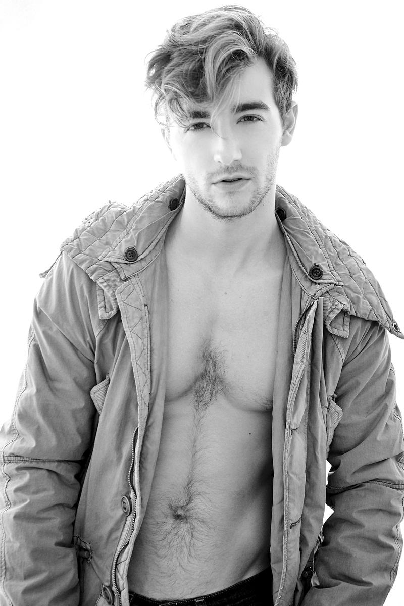 Male model photo shoot of Stefan Kotsopoulos