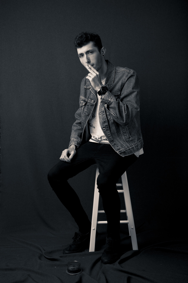 Male model photo shoot of LukeAntony