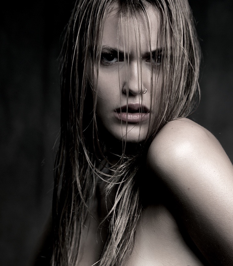 Female model photo shoot of Laurelei