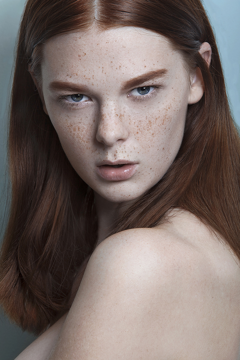 Female model photo shoot of Alina Belova Retouch