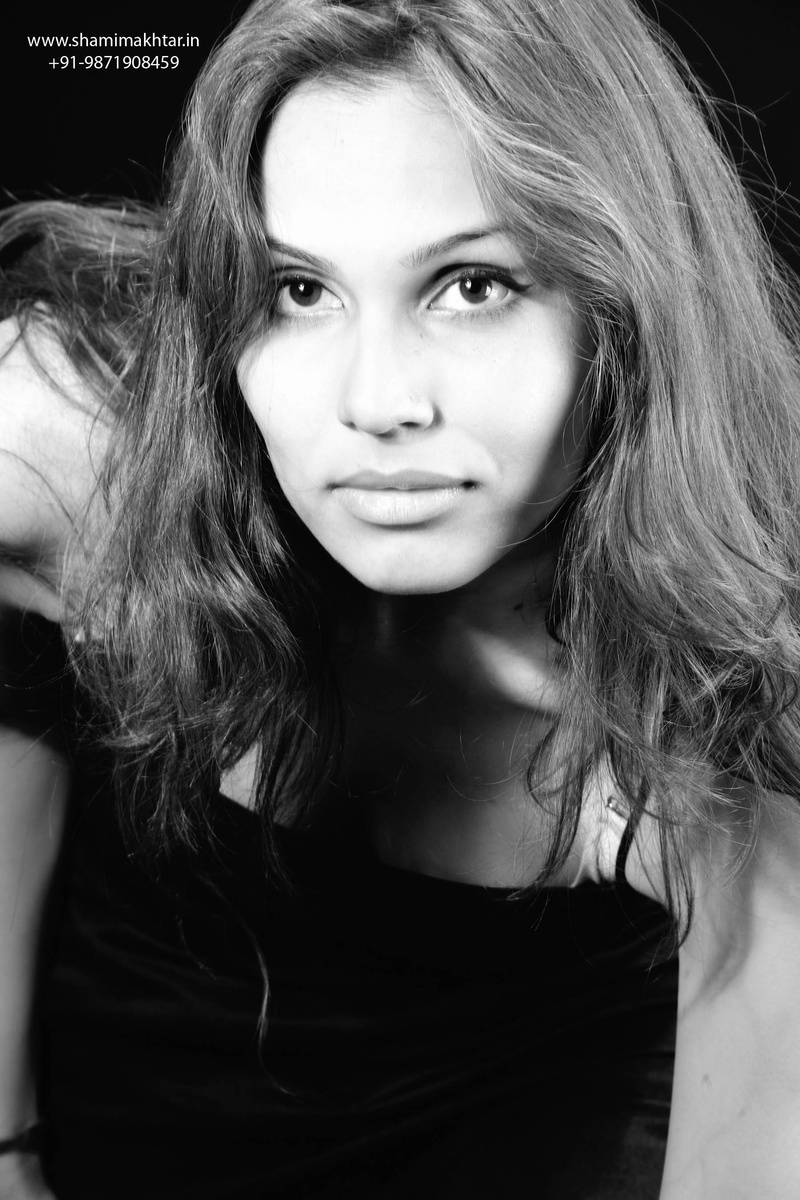 Female model photo shoot of Nitya Arya by Sam Akhtar