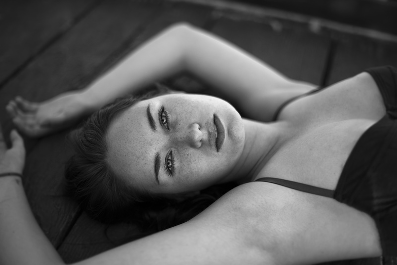 Female model photo shoot of JillianXenia