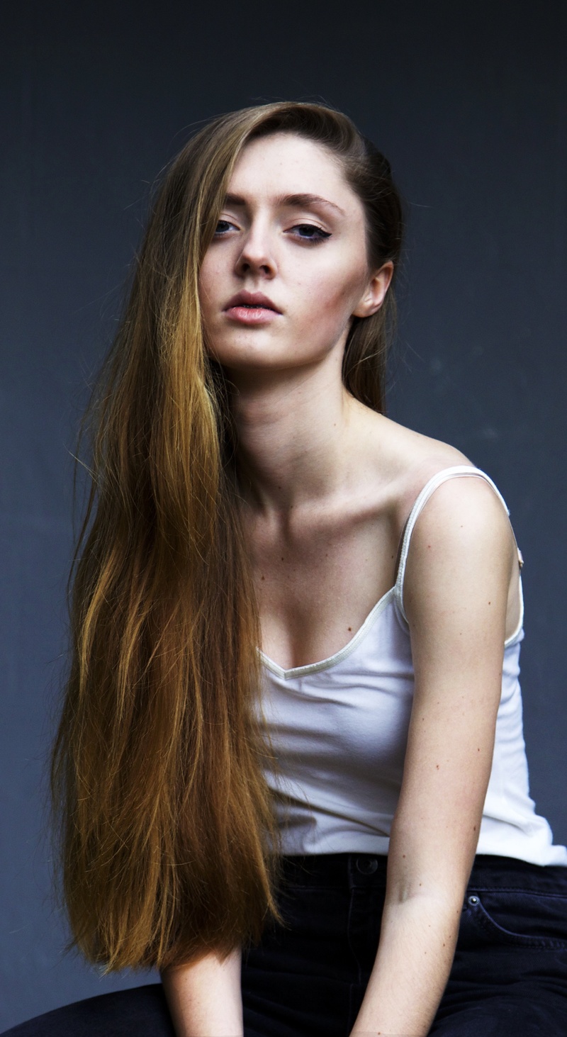 Female model photo shoot of Emilypirie