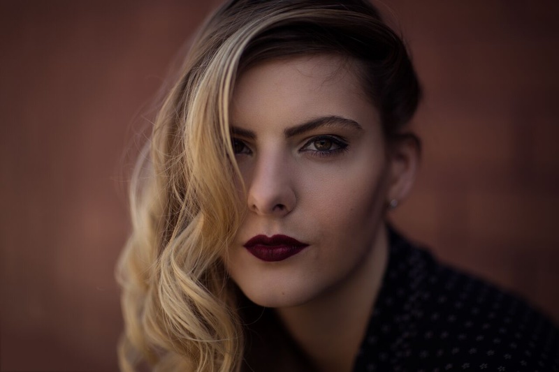 Female model photo shoot of Erin haverkamp