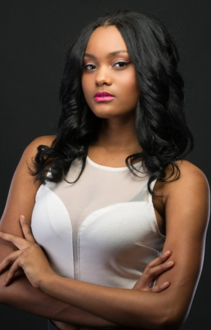 Female model photo shoot of Breonna Queen Lewis