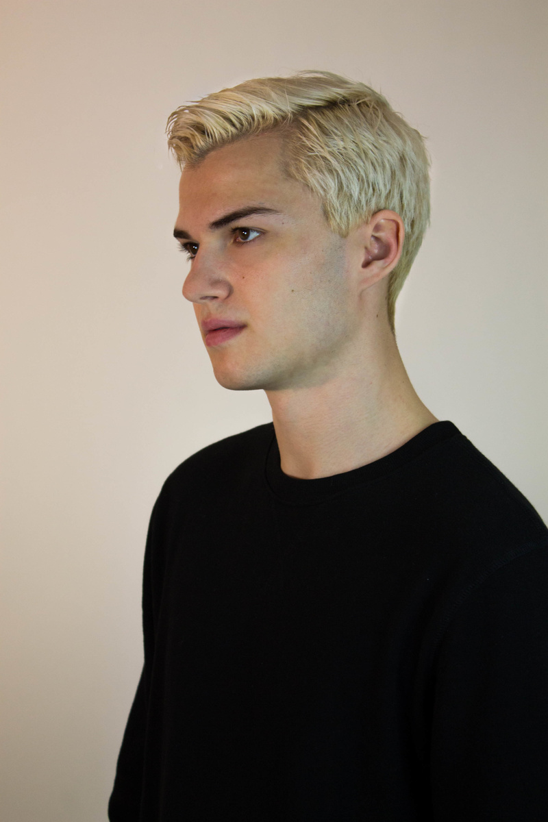 Male model photo shoot of EricSleeth