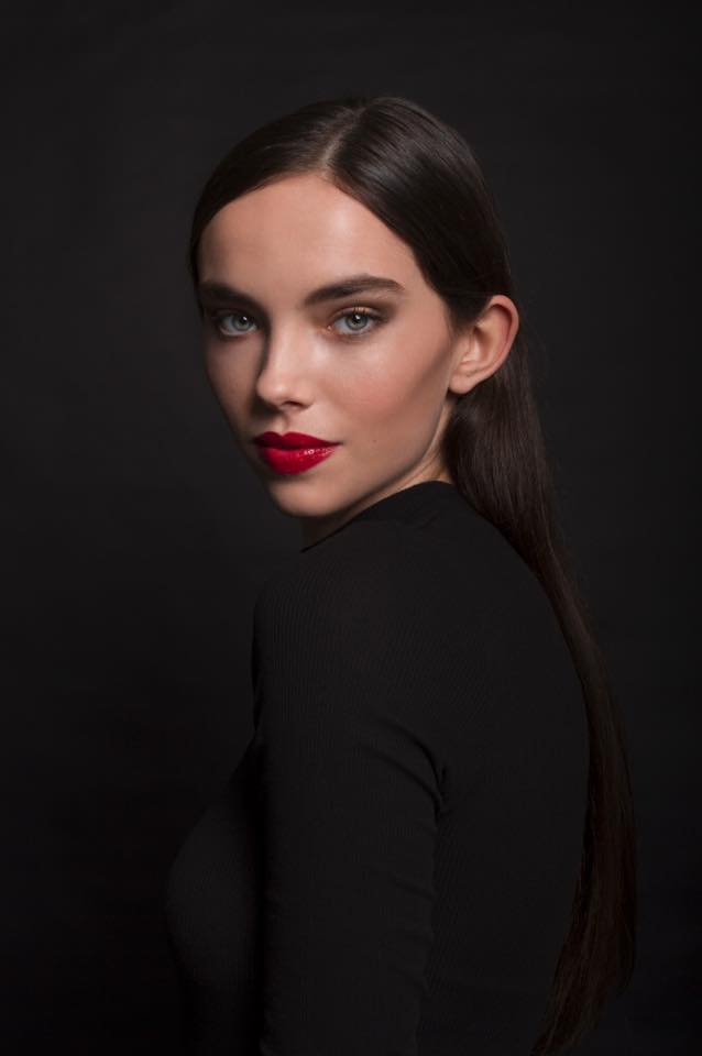 Female model photo shoot of makeupbylien