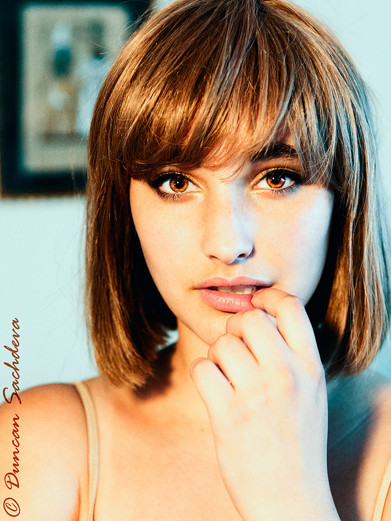 Female model photo shoot of Biancapmh1616