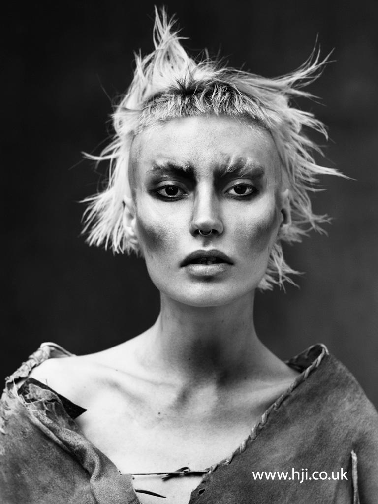 Female model photo shoot of Alice Pins