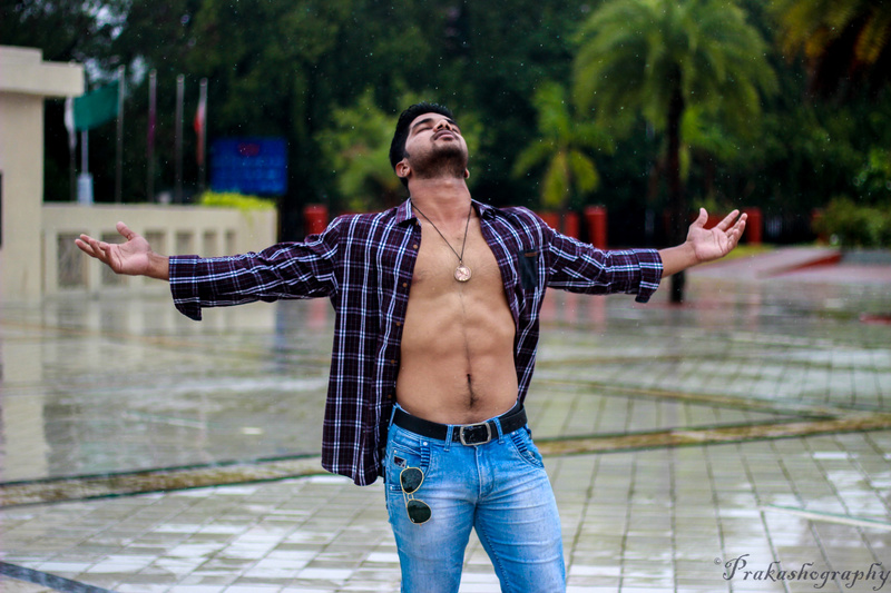 Male model photo shoot of Harsh2809 in Navi Mumbai