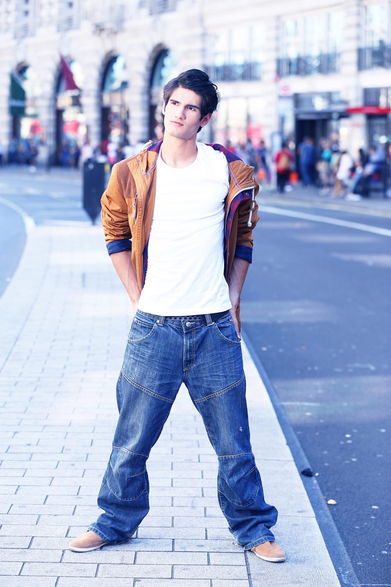 Male model photo shoot of DanDsilva in London