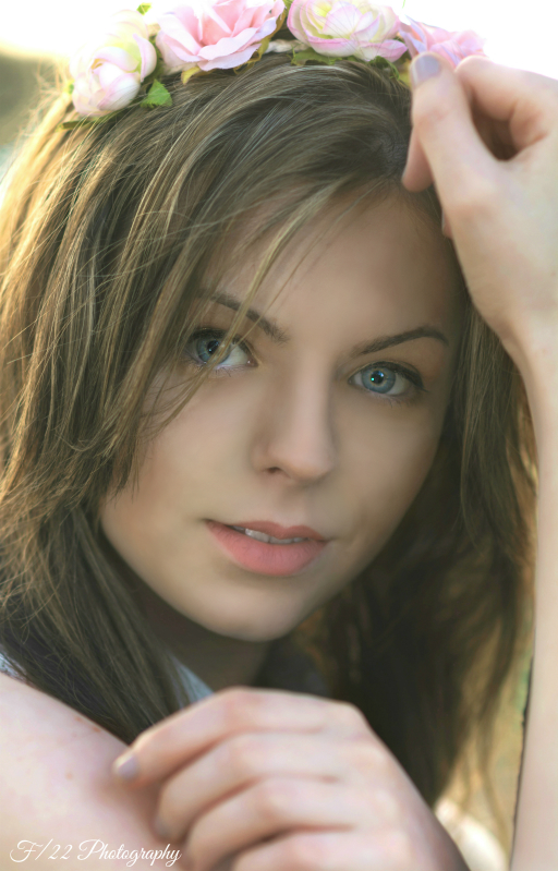 Female model photo shoot of Alexandra Mount