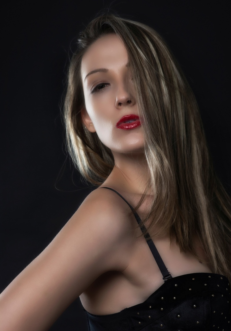 Female model photo shoot of Joana Ruby by VDark Photography in Bucharest, Romania