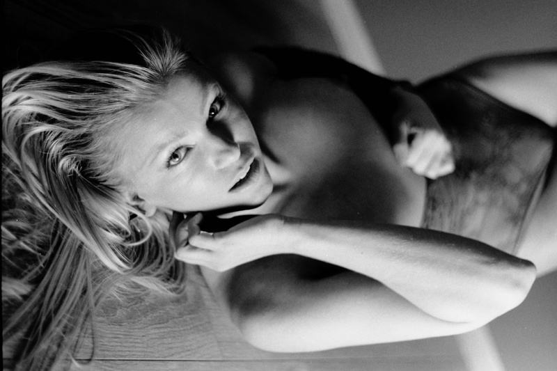Male model photo shoot of Romain Woj